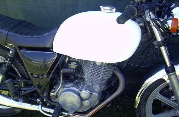 Yamaha_SR500_BSA_Tank.jpg